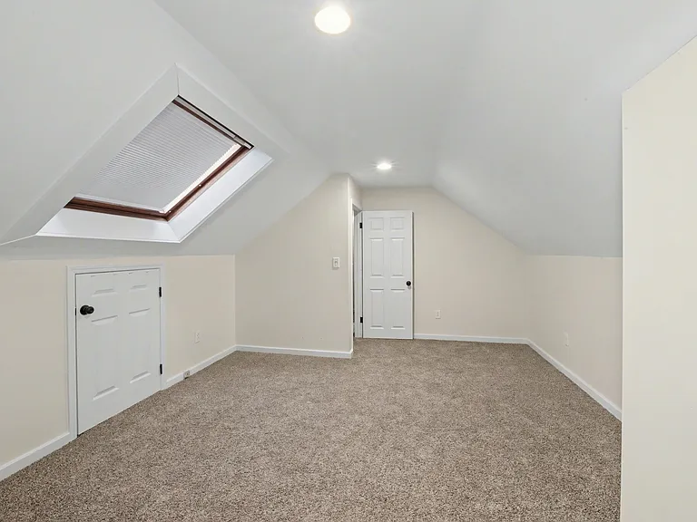 7 Moraine St #2RK — Photo 8