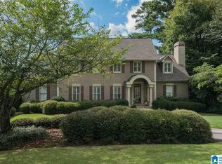 2532 Dolly Ridge Rd, Vestavia, AL 35243