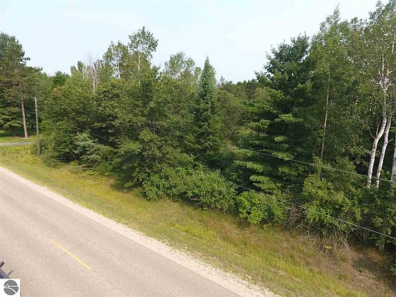 3rd image of 0 Airport Rd