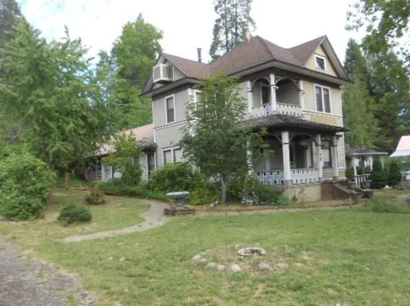 90 Taylor St, Weaverville, CA 96093