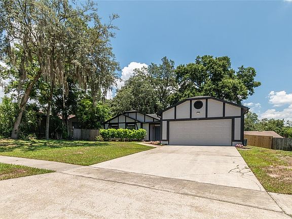 3rd image of 611 Rich Dr