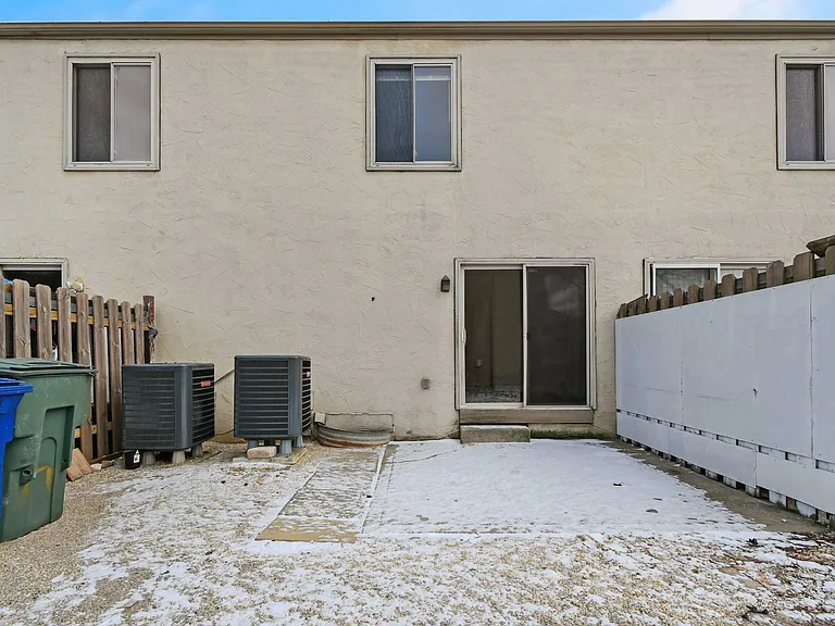 1882 Billingsley Rd #1882 — Photo 24