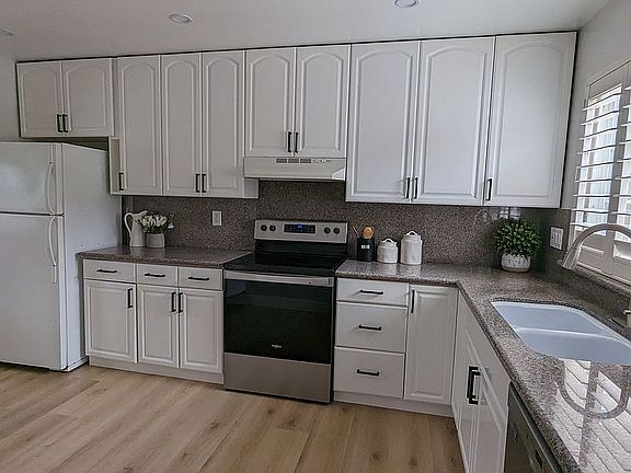 4th image of 31126 Varni Pl