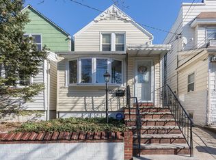 10725 88th St, Ozone Park, NY