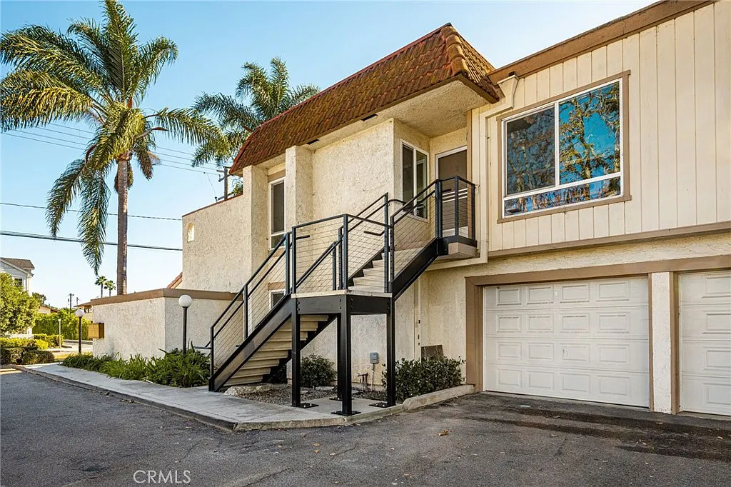 2 bed, 1150 sqft, $3,750 — Photo 4