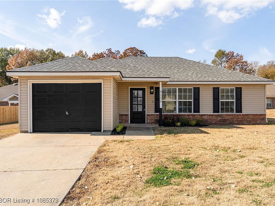1st image of 4209 Walnut Park Dr