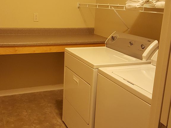 3rd image of 6252 Cedar Creek Way