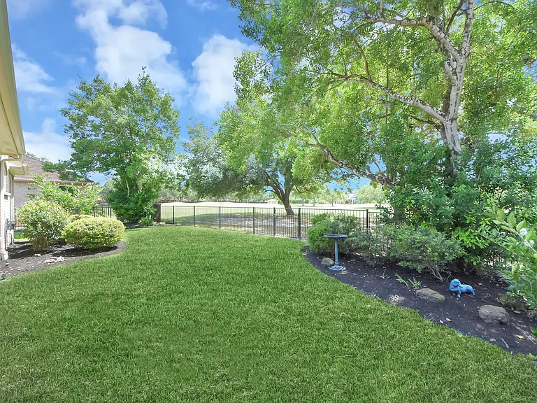 4214 Cambry Park — Photo 34