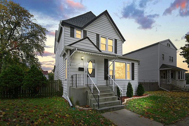 1st image of 3135 Louis St