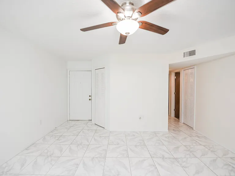 7050 N Highway 1 #103 — Photo 15