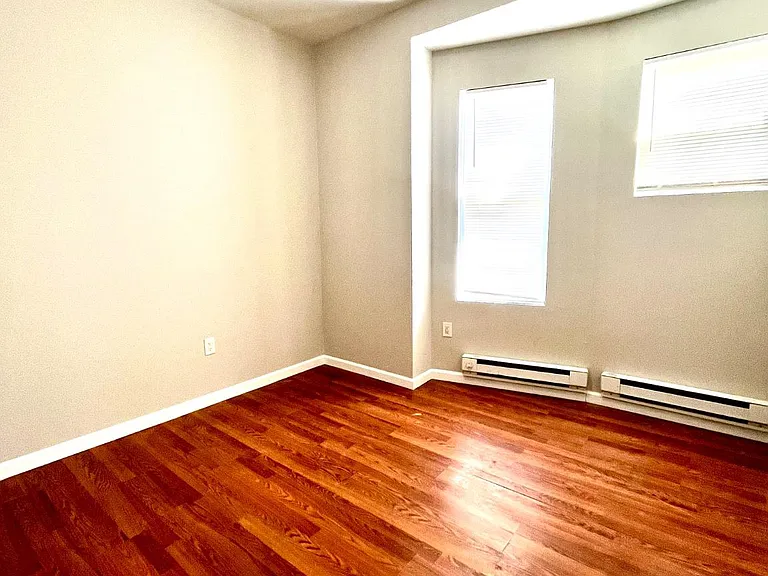 7106 Devon St #1 — Photo 5