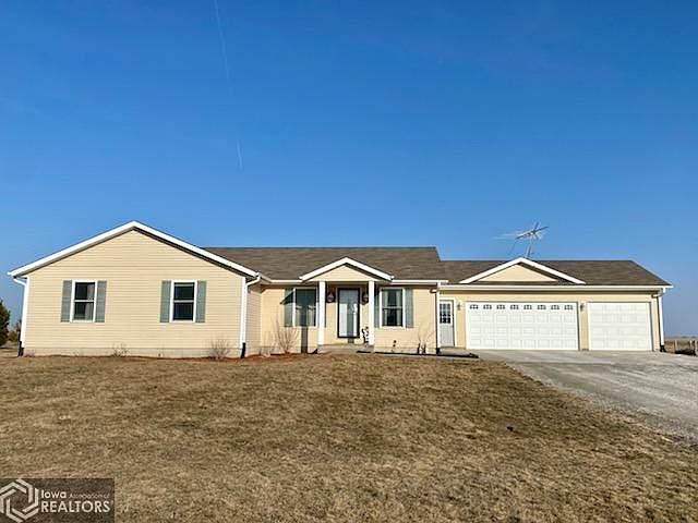 1823 Elk Horn Ct Pella Ia 50219 Zillow