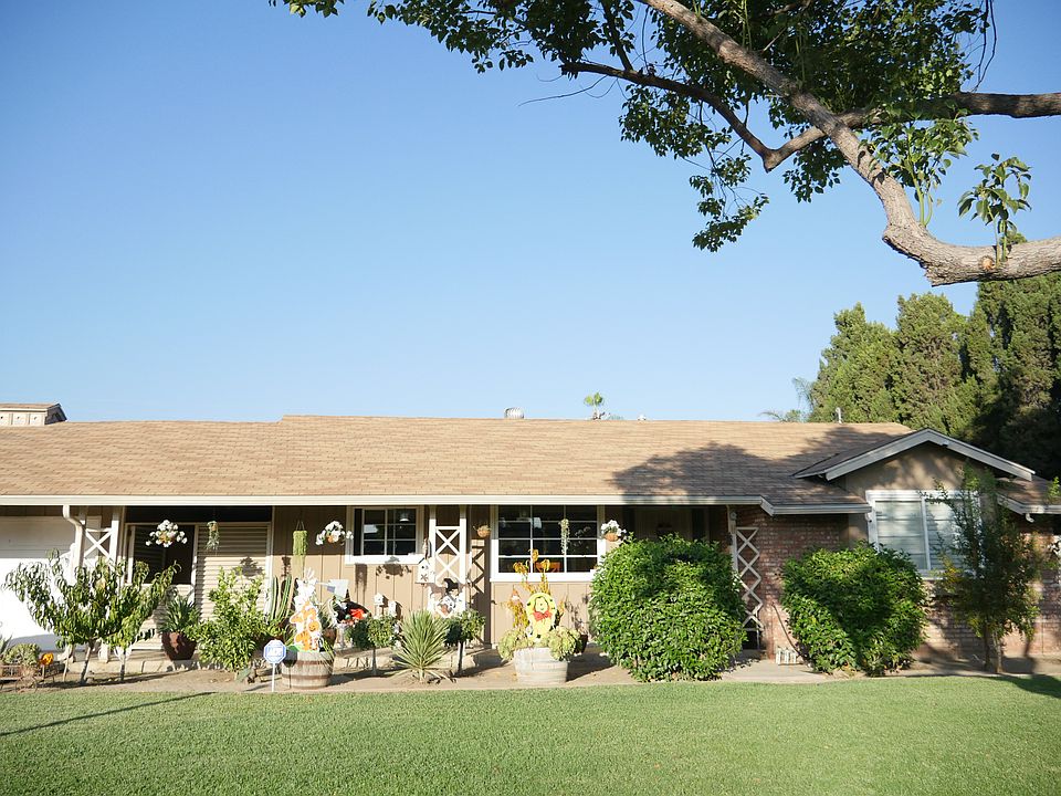 1st image of 10935 Loch Lomond Dr