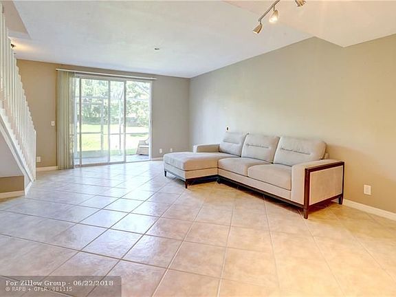 5th image of 1534 Veracruz Ln #3