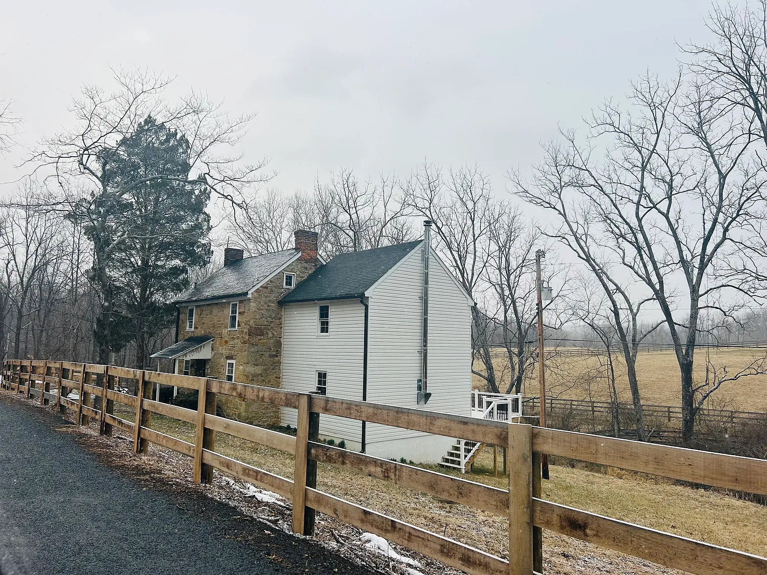 2 bed, 1.5 bath, 1800 sqft, $2,800 — Photo 1