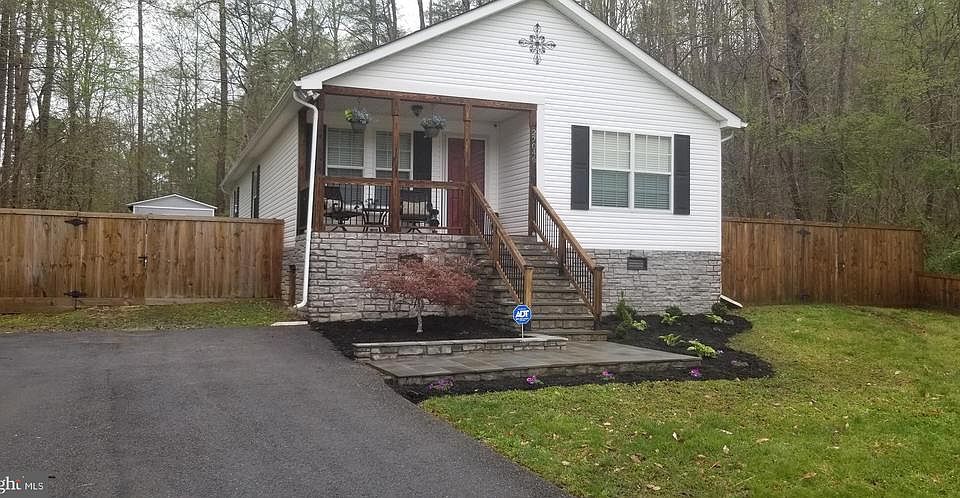 1st image of 27046 Shannon Mill Dr