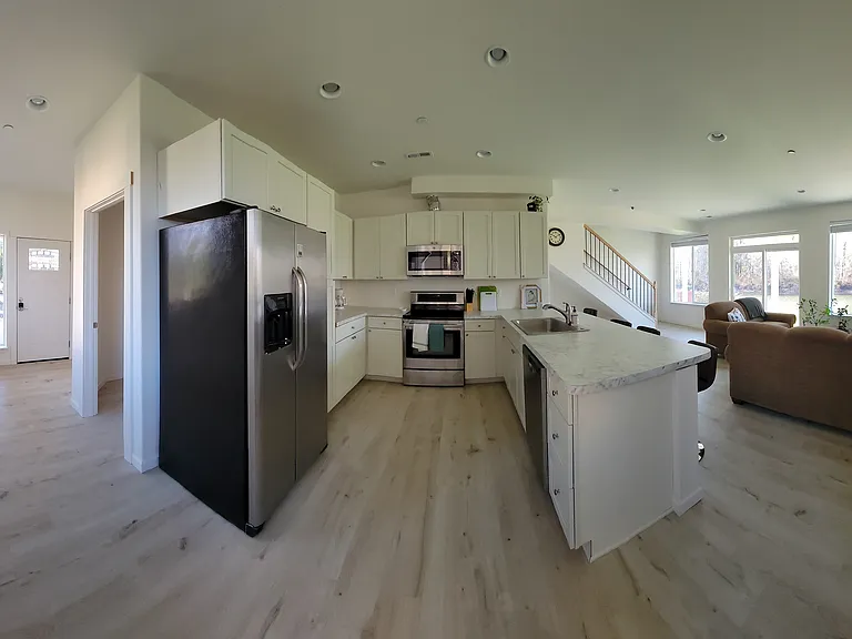 50 Marina Dr #A — Photo 4
