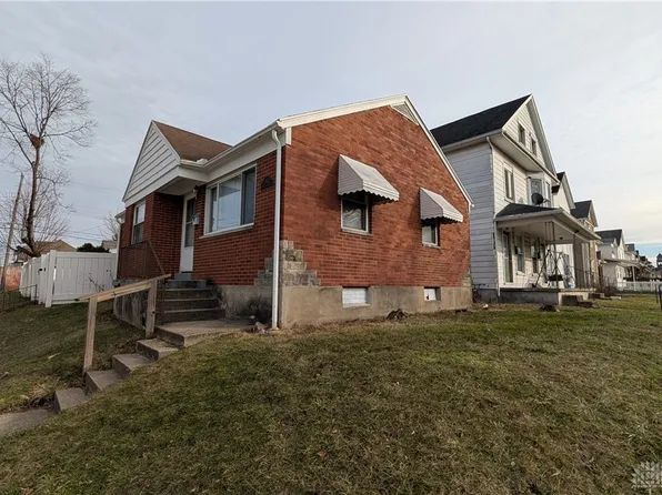 1702 Leonhard St, Dayton, OH 45404