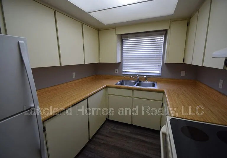 1005 S New York Ave #1 — Photo 3