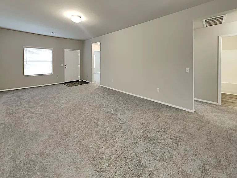 1832 Jack Rabbit Ln — Photo 4