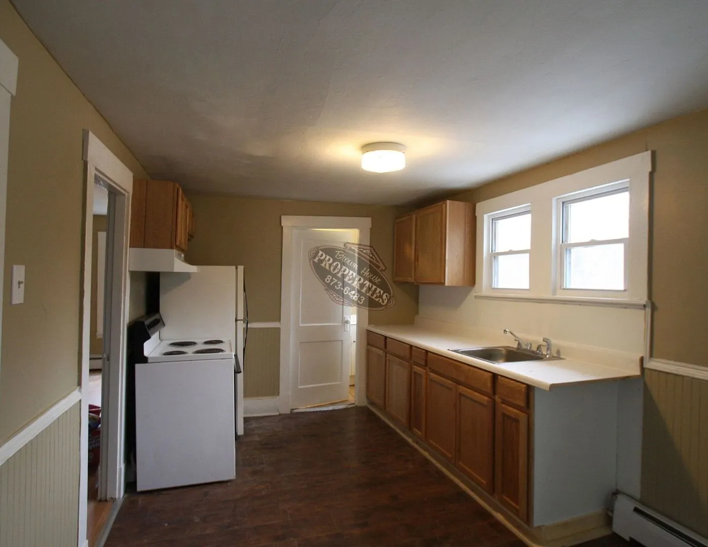 241 Main — Photo 2
