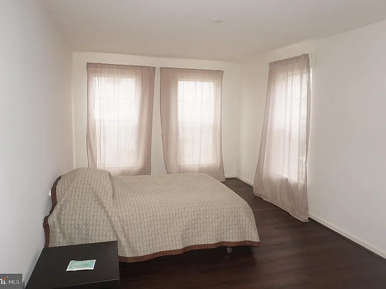 42281 Canary Grass Sq — Photo 21