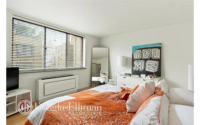 Rented by Douglas Elliman | media 12