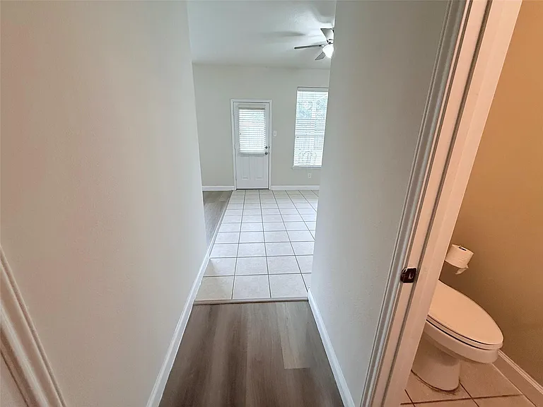 26430 Richwood Oaks Dr — Photo 14
