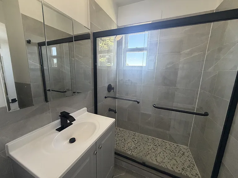 55 Ramsey Ave #3 — Photo 6