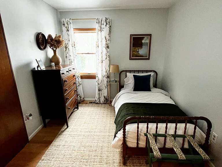 104 Joanne Dr — Photo 7