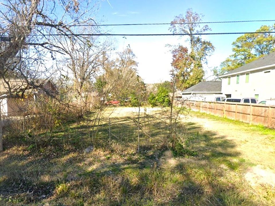 1st image of 934 Marcolin St