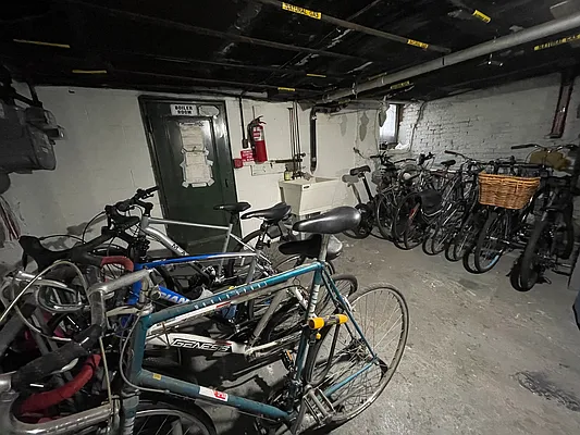 Rented by Compass | media 19