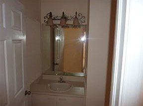 3rd image of 6025 NW 45th Way