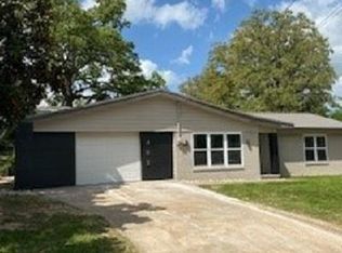 402 Davis Dr, Athens, TX 75751