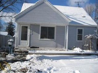 3780 Niagara St, Wayne, MI 48184