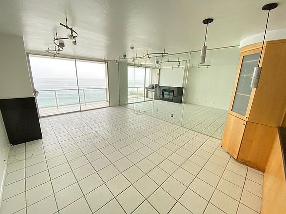 3rd image of 615 Esplanade Unit 307