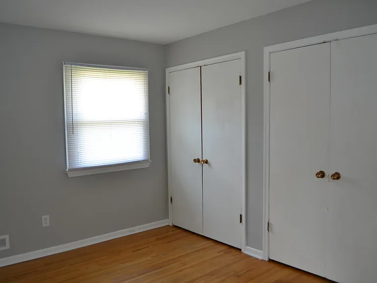 5738 Hamilton St — Photo 6