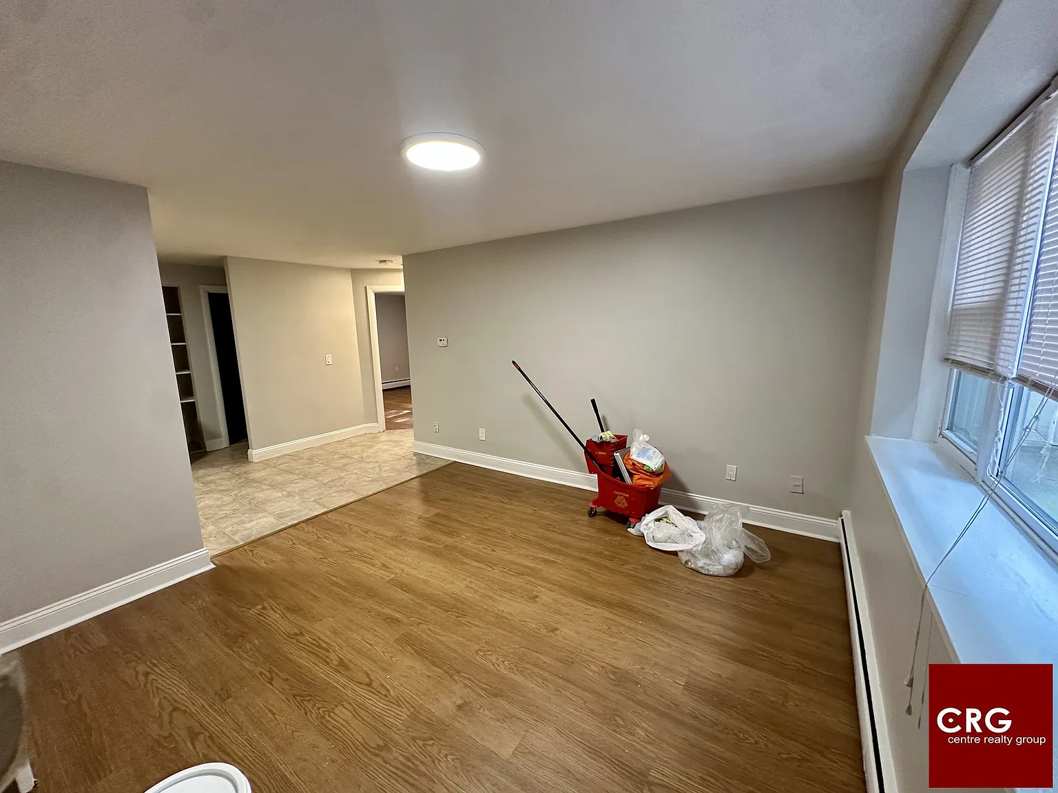 2 bed, 1.0 bath, $3,500 — Photo 4