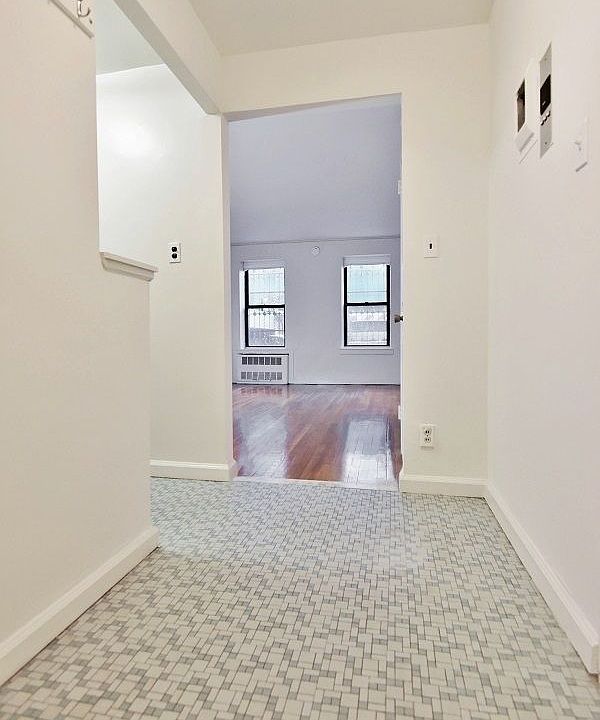 1st image of 144 W 92nd St APT 1A