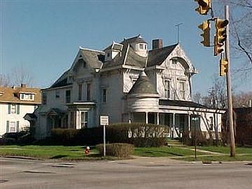 1st image of 402 Middle Ave