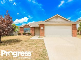 1611 Santa Fe Trl, Krum, TX 76249