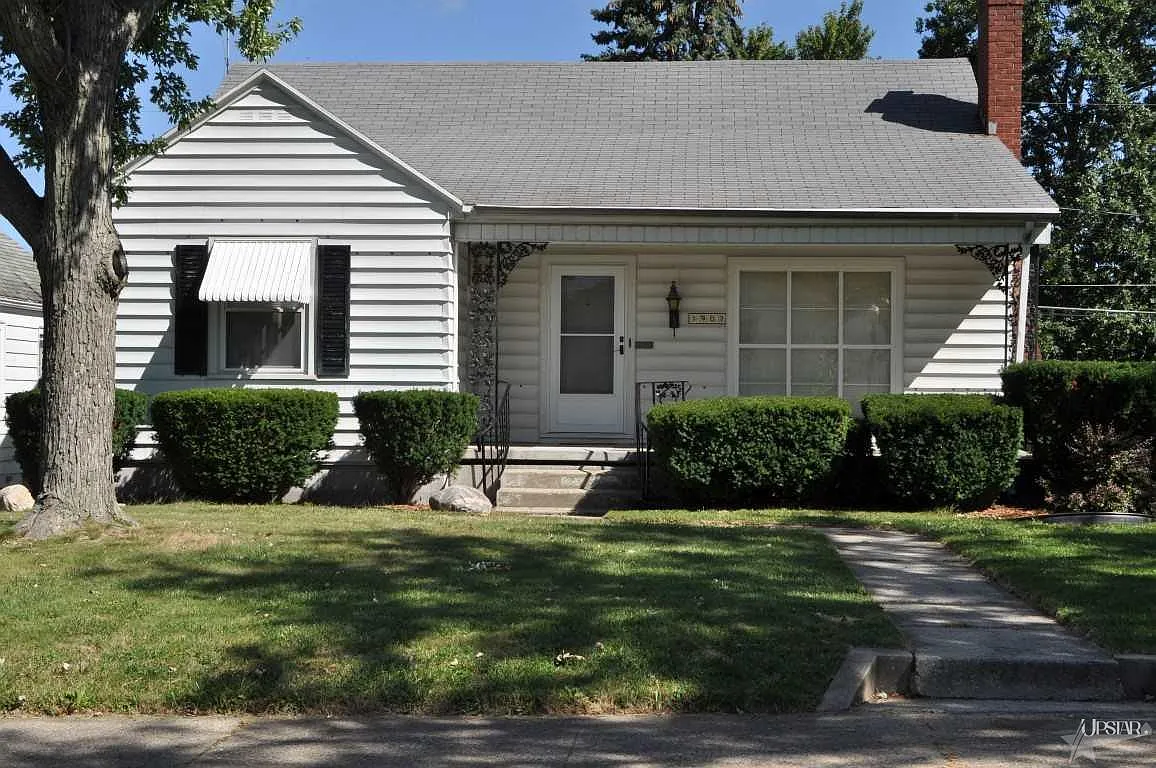 1907 Glenwood Ave photo 1