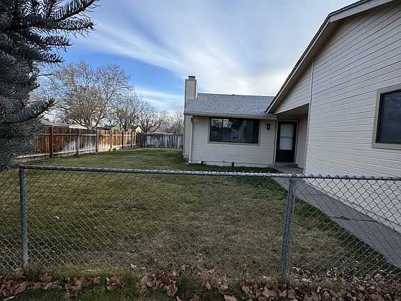4th image of 995 Terrell Dr #1