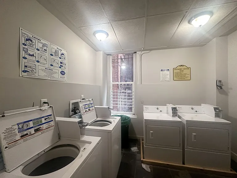 For Rent: Urban Luxury at 914 N. Charles St Your City Lifestyle Awaits! — Photo 32
