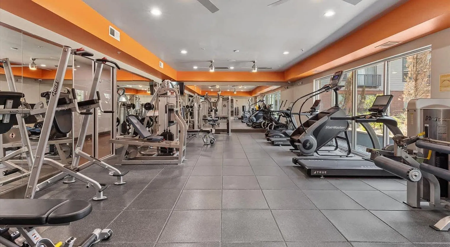 2 bed, 2.0 bath, $3,291 — Photo 2