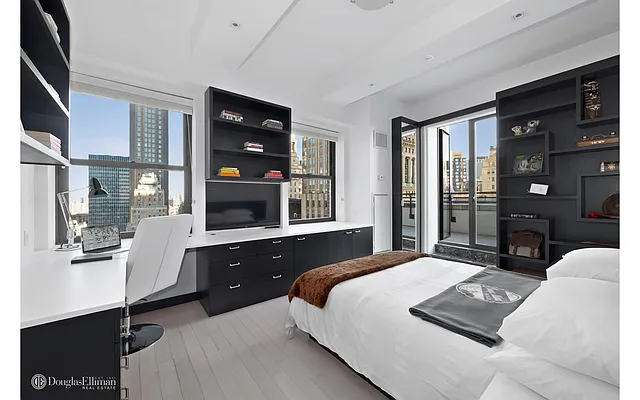 Rented by Douglas Elliman | media 7