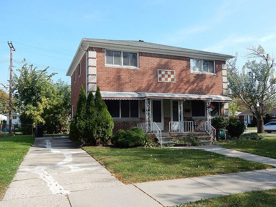 1st image of 26050 Pinehurst St