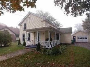 114 E Church St, Belleville, WI 53508