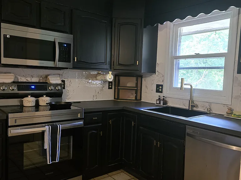Kimberly Dr — Photo 2