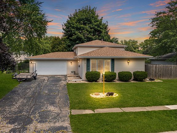 2nd image of 48 Hilltop Dr